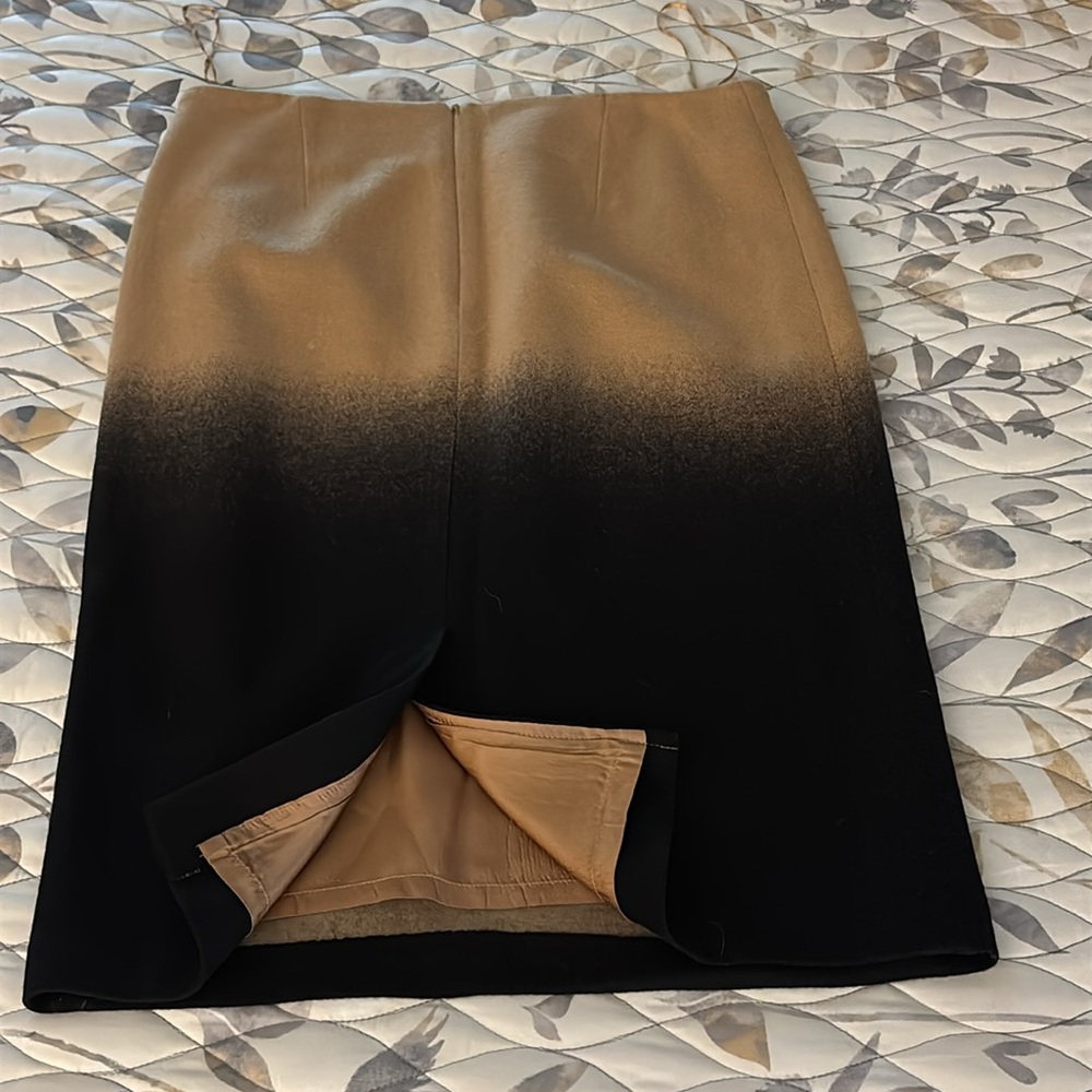 Anne Klein gorgeous wool blend tan/brown ombre’ Midi Pencil Skirt!